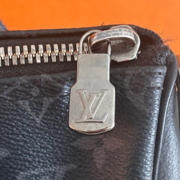 Louis Vuitton Keepall Bandoulière 25 Crossbody Bag Monogram Eclipse Gray Black - Picture 13 of 15